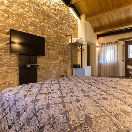 Castel del Giudice Borgotufi Albergo Diffuso מראה חיצוני תמונה
