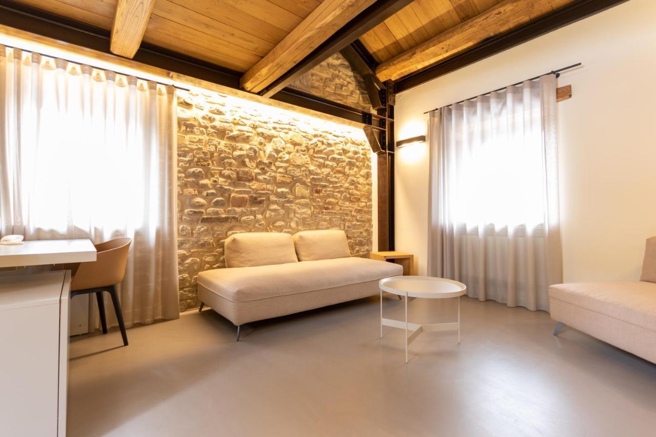 Castel del Giudice Borgotufi Albergo Diffuso מראה חיצוני תמונה