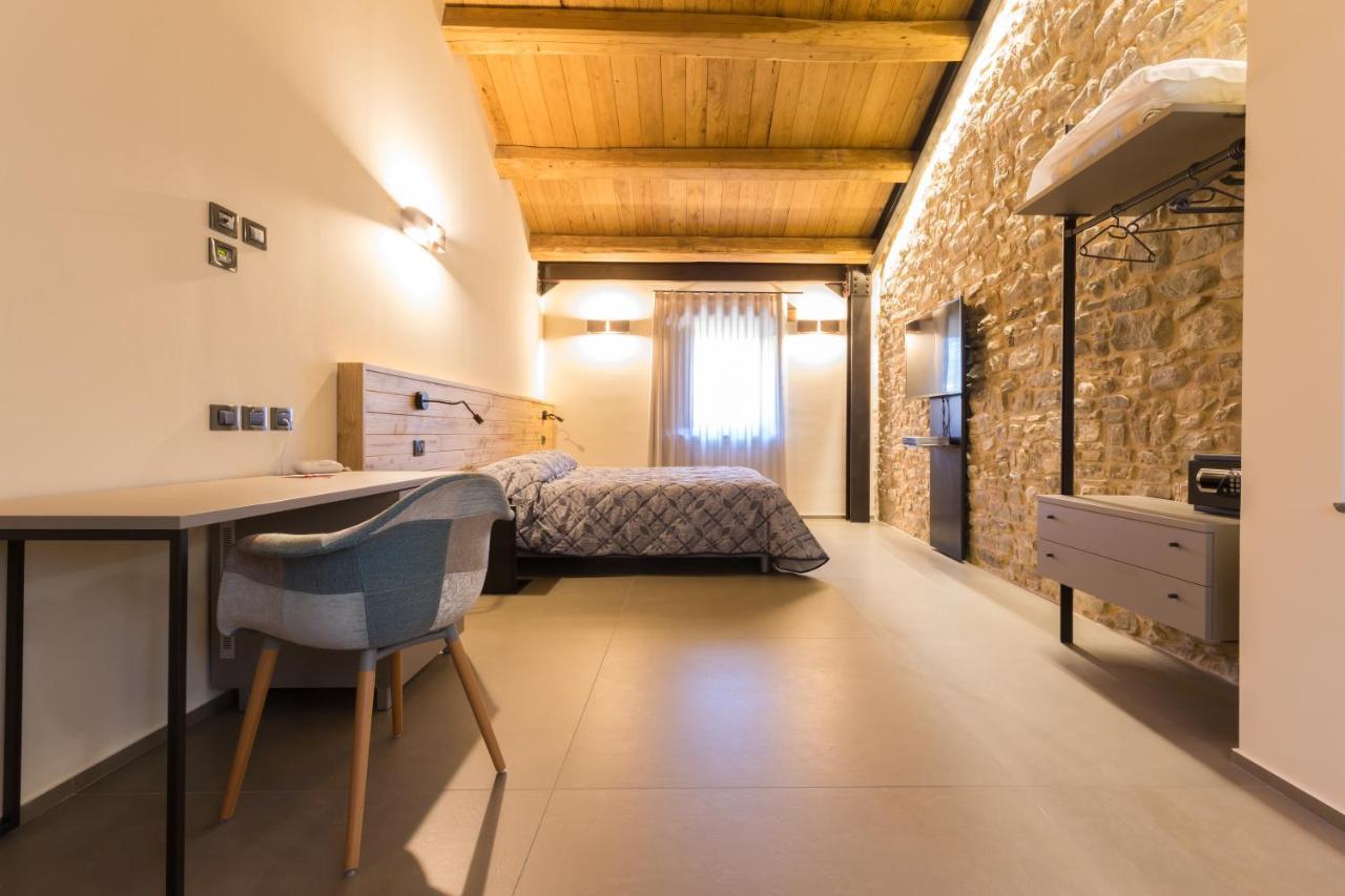Castel del Giudice Borgotufi Albergo Diffuso מראה חיצוני תמונה
