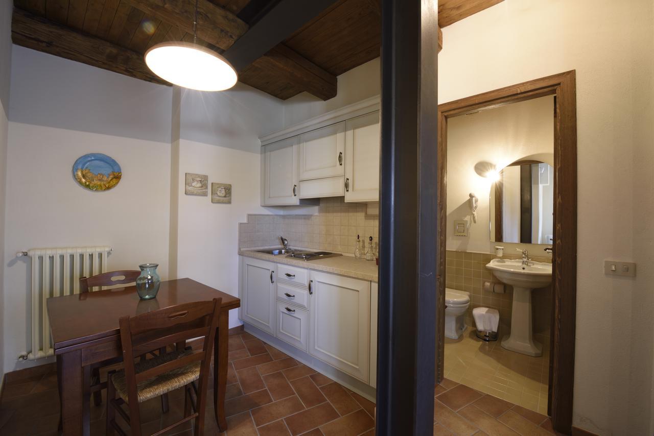 Castel del Giudice Borgotufi Albergo Diffuso מראה חיצוני תמונה