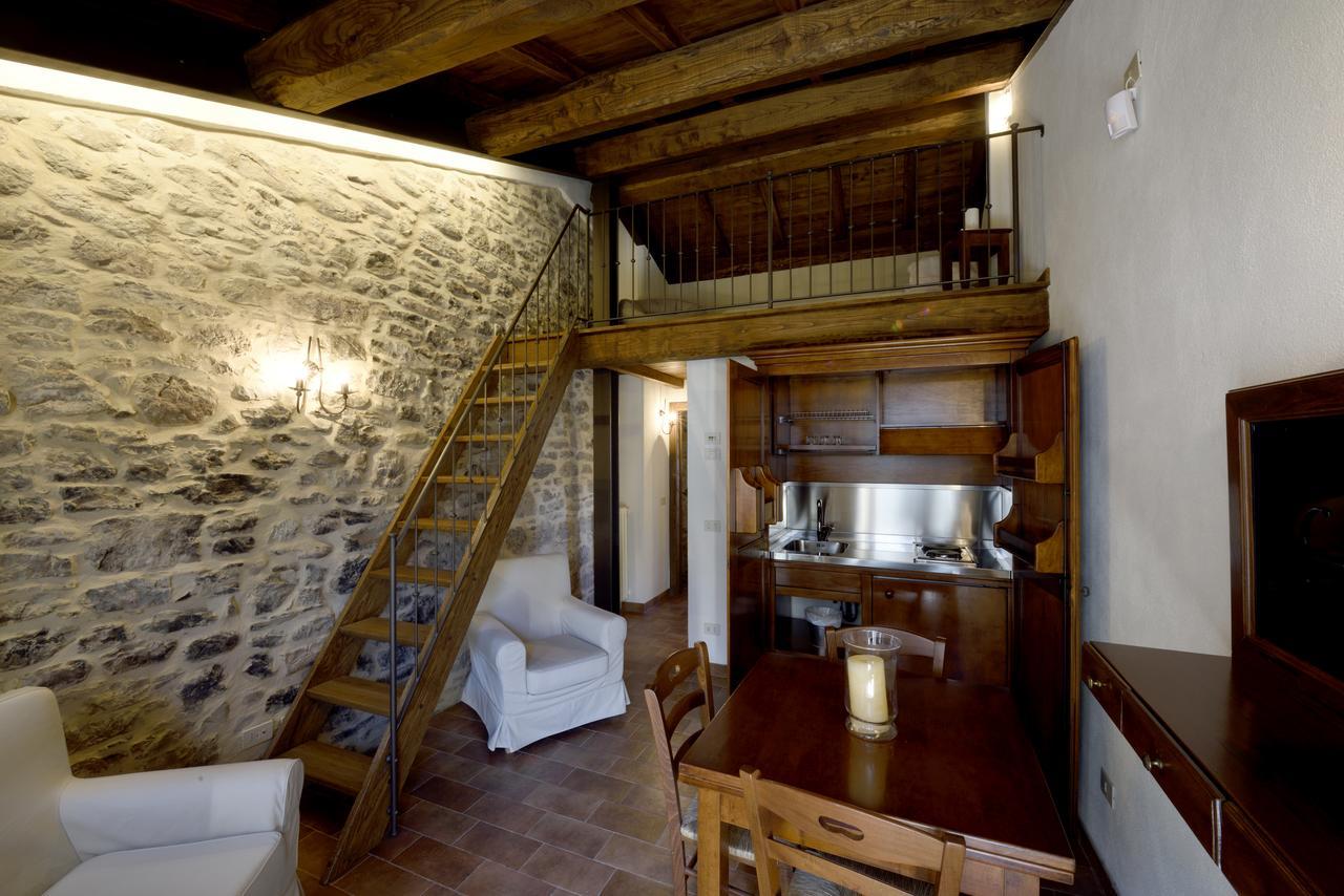 Castel del Giudice Borgotufi Albergo Diffuso מראה חיצוני תמונה