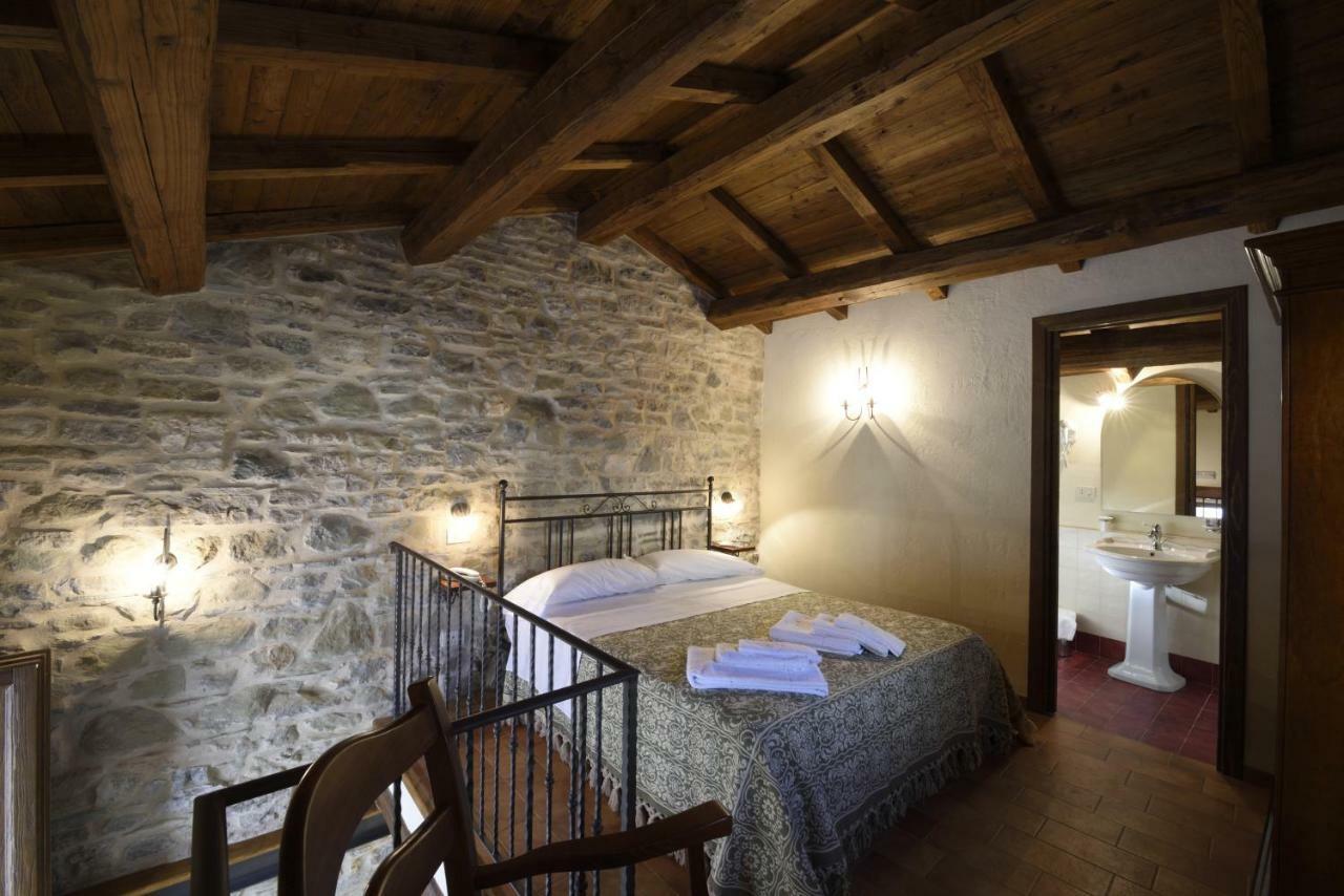 Castel del Giudice Borgotufi Albergo Diffuso מראה חיצוני תמונה